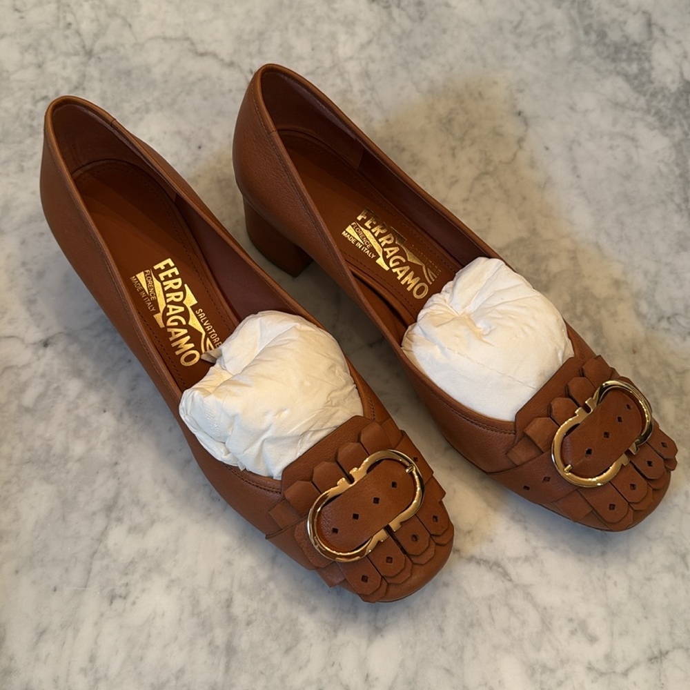 Ferragamo Brown Pumps - Picture 4 of 6